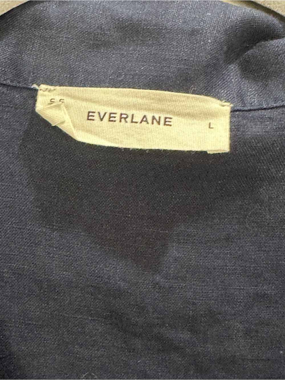 Everlane navy linen top - Picture 3 of 10